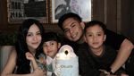 Seru! Rachel Vennya Piknik di Pinggir Sungai hingga Hutan Kota