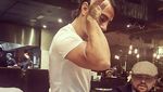 10 Potret Salt Bae Mejeng Bareng Tokoh Dunia, Sosoknya Nyentrik!