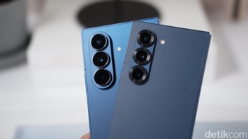 Sektor kamera menjadi salah satu bintang utama dalam peningkatan Galaxy Z Fold7. Lupakan kamera 50MP pada Fold6, Fold7 kini mengusung kamera utama 200MP (sensor 1/1.3 inci), setara dengan kemampuan Galaxy S25 Ultra. Kamera ini didukung oleh ProVisual Engine untuk optimasi AI yang canggih, menghasilkan foto 44% lebih terang dan detail 4x lebih banyak, bahkan dalam kondisi minim cahaya. Foto: Adi Fida Rahman/detikINET