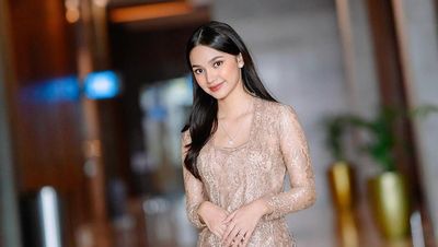 POV Kamu Dipandangin Sydney Anak Cut Tari, Ina Thomas Ajak Jadi Mantu
