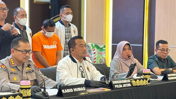 Ungkap kasus pupuk tak sesuai standar yang diproduksi di Boyolali oleh Polda Jateng. Foto diunggah Jumat (11/7/2025).