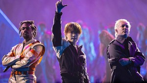 Sebuah pencapaian baru buat member boyband K-Pop paling populer dekade ini. (Foto: dok. Pledis Entertainment)