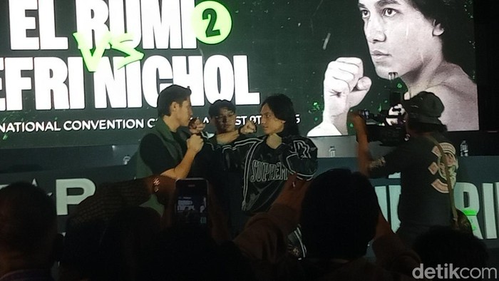 El Rumi dengan Jefri Nichol saat ditemui di kawasan Jakarta, Jumat (11/7/2025).