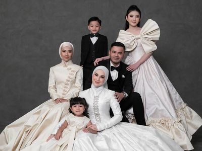 Akhirnya Lengkap! Irish Bella dan Haldy Sabri Punya Foto Keluarga