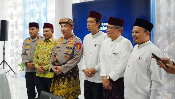 Kapolri Sambang Petang Bersama Ustaz Abdul Somad, Komitmen Jaga Kamtibmas
