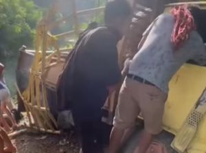 Kelalaian Sopir di Balik Truk Terguling ke Jurang Tewaskan 8 Orang di Torut
