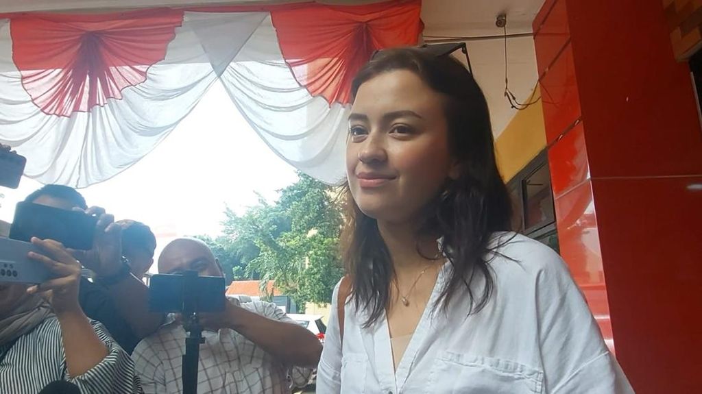 Kimberly Ryder Buka Peluang Edward Akbar Bertemu Anak-anak