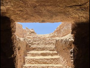 Potret Makam Batu Yunani-Romawi Ditemukan di Aswan Mesir