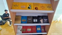Pameran Naskah Kuno ini sebagai pengenalan adanya naskah kuno di Kabupaten Ciamis. Lokasi pameran di Jambansari dan merupakan peninggalan Kanjeng Prabu (RAA Kusumadiningrat), maka sebagian naskah kuno yang dipamerkan adalah peninggalannya, ujar Sekretaris Rumah Naskah Nusantara Ahmad Rizki Fauzi.