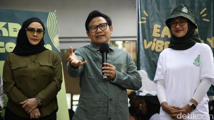 Ketua Umum Partai Kebangkitan Bangsa (PKB) Muhaimin Iskandar menghadiri peluncuran PKB Ecogen di Kawasan Blok M, Jakarta, Sabtu (12/7/2025).