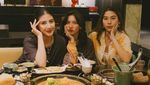 Sheila Dara Bagikan Keseruannya saat Ngopi dan Makan Sushi