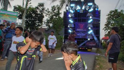Sound Horeg Guncang Karnaval Urek Urek Malang