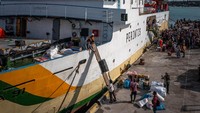 KM Sabuk Nusantara 91 merupakan bagian dari program Tol Laut yang diselenggarakan oleh Kementerian Perhubungan. (ANTARA FOTO/Aji Styawan)