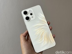 Harga Oppo Reno 14 dan 14 Pro Terbaru Agustus 2025