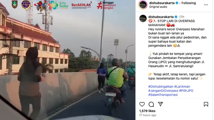 Sejumlah warga kedapatan berlari di Flyover Manahan, Solo.