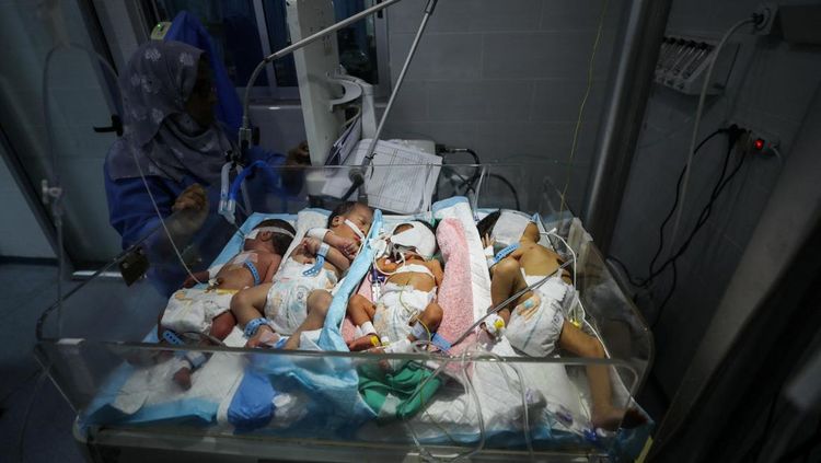 Bayi-bayi di Palestina Berbagi Inkubator Akibat Perang dan Krisis Bahan Bakar