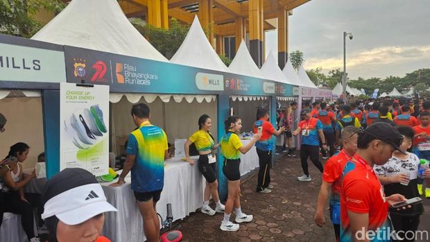 Bazaar UMKM memeriahkan Riau Bhayangkara Run 2025, Minggu (13/7/2025).