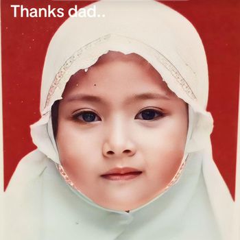 Beredar viral di media sosial, postingan seorang wanita yang bernama My Love. Bikin netizen takut untuk simpan kontaknya.