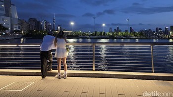 Menggunakan mode malam. Foto: Adi Fida Rahman/detiKINET