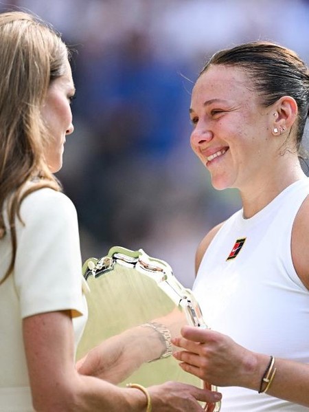 Pesan Manis Kate Middleton untuk Anisimova yang Kalah Telak di Final Wimbledon Pesan Manis Kate Middleton untuk Anisimova yang Kalah Telak di Final Wimbledon