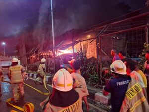 Rumah di Cilincing Terbakar, 4 Orang Penghuni Termasuk Balita Terluka