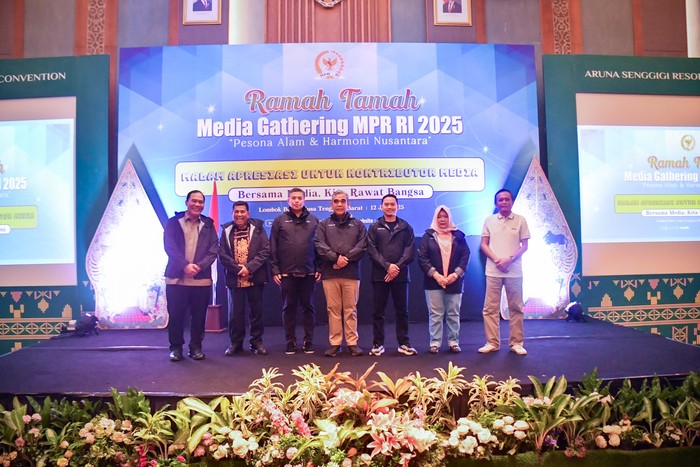 Ketua MPR Ahmad Muzani menghadiri Malam Ramah Tamah bertema Bersama Media, Kita Rawat Bangsa dalam rangkaian Media Gathering MPR RI tahun 2025 di Lombok Barat, Nusa Tenggara Barat (NTB), Sabtu (12/7) malam.