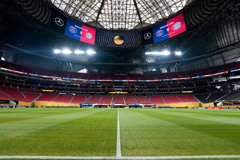 Mercedes-Benz Stadium ATLANTA, GEORGIA - JULY 05: General view inside the stadium prior to the FIFA Club World Cup 2025 quarter-final match between Paris Saint-Germain and FC Bayern MΓΌnchen at Mercedes-Benz Stadium on July 05, 2025 in Atlanta, Georgia. (Photo by S. Mellar/FC Bayern via Getty Images)