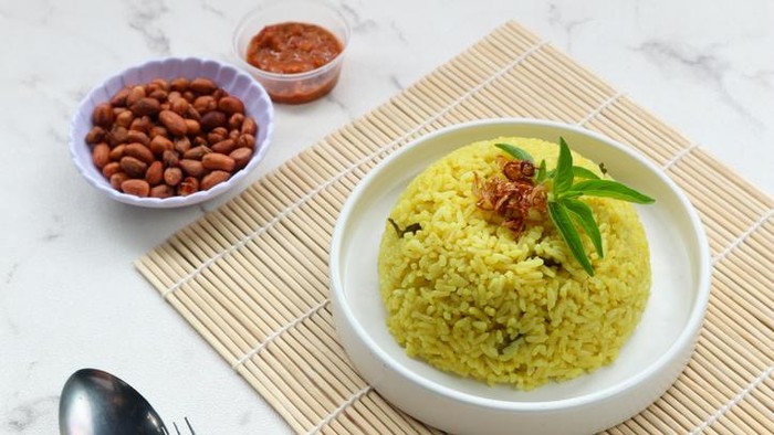 Resep nasi kuning ala rice cooker
