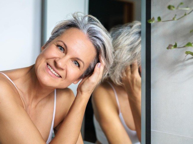 Wanita rambut beruban