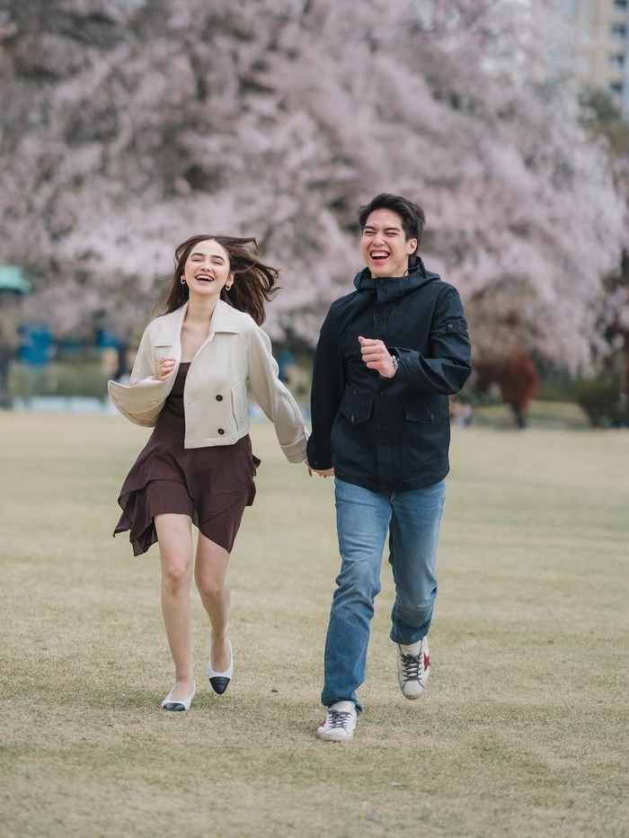 Momen Syifa Hadju ulang tahun.