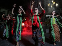 Tarian Massal Berkebaya Hidupkan Semangat Tradisi di Kota Lama Semarang