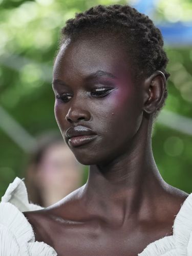 Tren Kecantikan dari Paris Haute Couture 2025