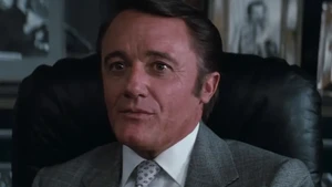 Di masa Christopher Reeve memerankan Clark Kent, Superman berhadapan dengan banyak musuh di berbagai film. Salah satunya Ross Webster di Superman III (1983) diperankan oleh Robert Vaughn. (Foto: dok. WarnerBros.)