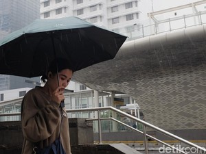 Mikroplastik di Air Hujan Jakarta, Pakar UGM Ungkap Fakta Ini