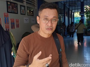 Cerita Faisal Antar Anak Hari Pertama Masuk Sekolah 2025 di SMPN 2 Makassar