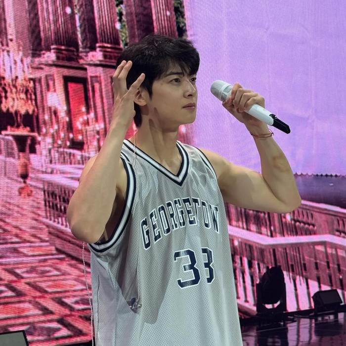 Fanmeeting Cha Eun Woo The Royal digelar Sabtu (12/7/2025) di Peace Hall, Universitas Kyung Hee, kawasan Dongdaemun, Seoul, Korea Selatan.