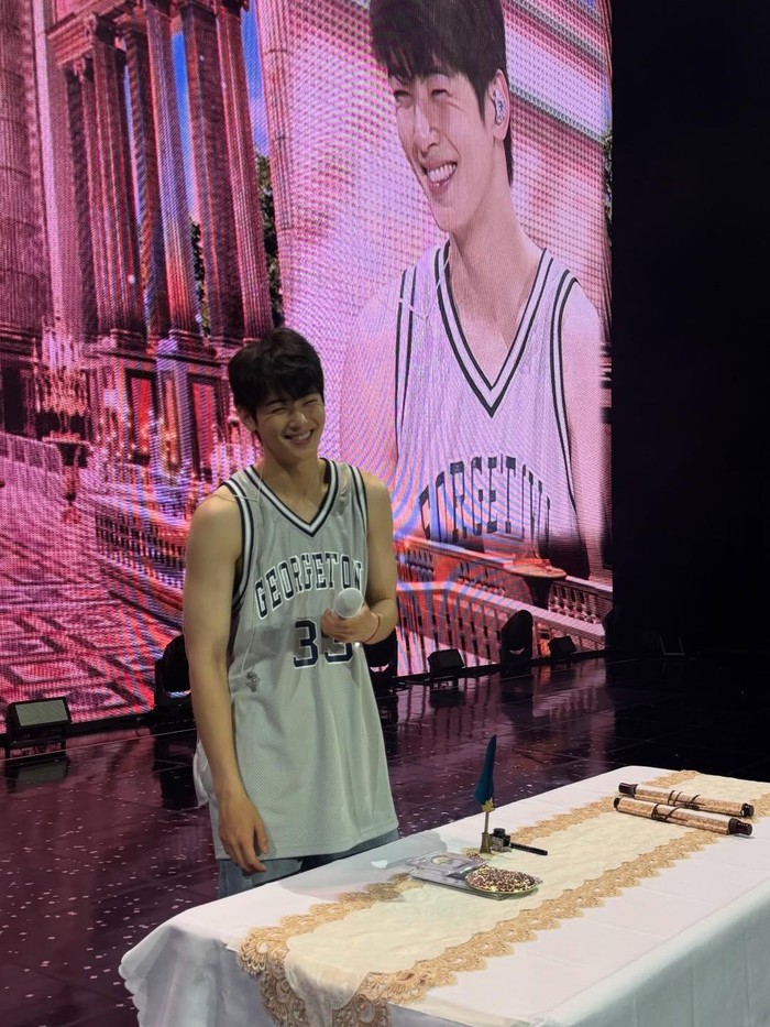 Fanmeeting Cha Eun Woo The Royal digelar Sabtu (12/7/2025) di Peace Hall, Universitas Kyung Hee, kawasan Dongdaemun, Seoul, Korea Selatan.