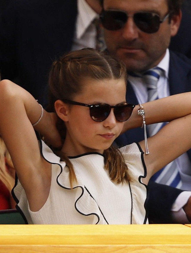 Foto: Gaya Putri Charlotte Pakai Kuteks Pink di Wimbledon 2025, Jadi Sorotan Foto: Gaya Putri Charlotte Pakai Kuteks Pink di Wimbledon 2025, Jadi Sorotan