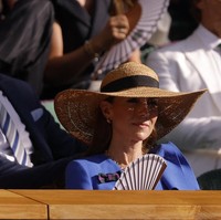 Kemunculan Charlotte kali ini menandai kehadirannya yang ketiga di ajang Wimbledon. Ia pertama kali hadir tahun 2023 bersama orang tuanya dan George, lalu kembali tahun lalu dalam momen spesial bersama ibunya dan bibi Pippa Middleton. (Foto: REUTERS/Andrew Couldridge)