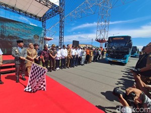 Bus Trans Sulsel Resmi Beroperasi di Kawasan Mamminasata, Tarif Masih Gratis!