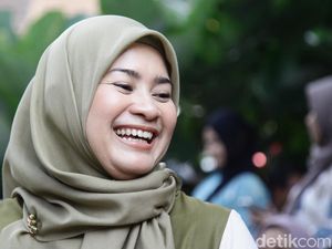 Ikke Nurjanah Izin Suami sebelum Dampingi Aldi Bragi di Pernikahan Anak