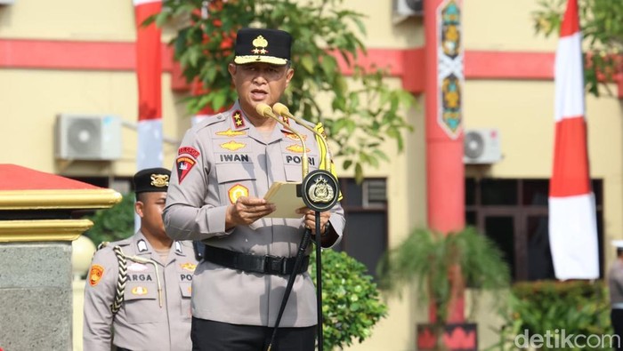 Kapolda Kalteng Irjen Iwan Kurniawan resmi membuka Operasi Patuh Telabang Juli 2025