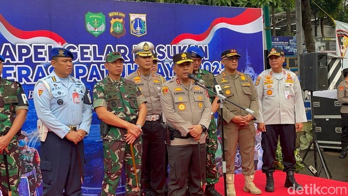 Kapolda Metro Jaya Irjen Karyoto.