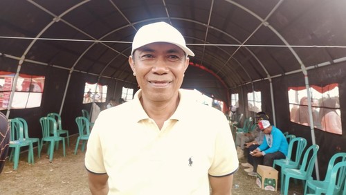 Kepala Disbudpar Dompu, Abdul Muis, saat ditemui wartawan, Senin (14/7/2025). (Faruk/detikBali)