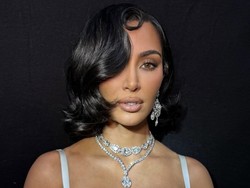 Kim Kardashian Minum 35 Suplemen Sehari Demi Sehat, Sampai Alami 'Pill Fatigue'