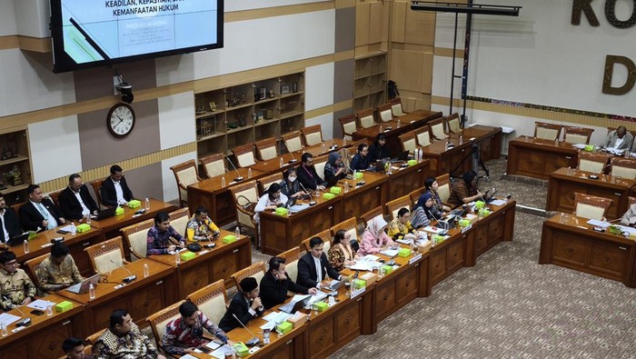 Komnas Perempuan audiensi dengan Komisi III DPR bahas RKUHAP, di DPR RI, Jakarta Selatan, Senin (14/7/2025)