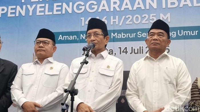 Menteri Agama Nasaruddin Umar (tengah) (Taufiq S/detikcom)