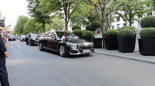 Mercedes-Maybach Tunggangan Prabowo di Paris