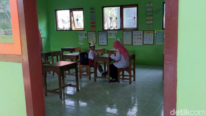 MPLS di SDN 1 Kendalrejo Trenggalek Hanya Diikuti 1 Siswa Baru MPLS di SDN 1 Kendalrejo Trenggalek Hanya Diikuti 1 Siswa Baru