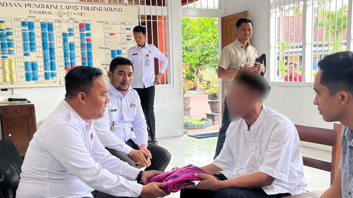 Napiter eks Jamaah Islamiyah yang bebas bersyarat dari Lapas Tulungagung.